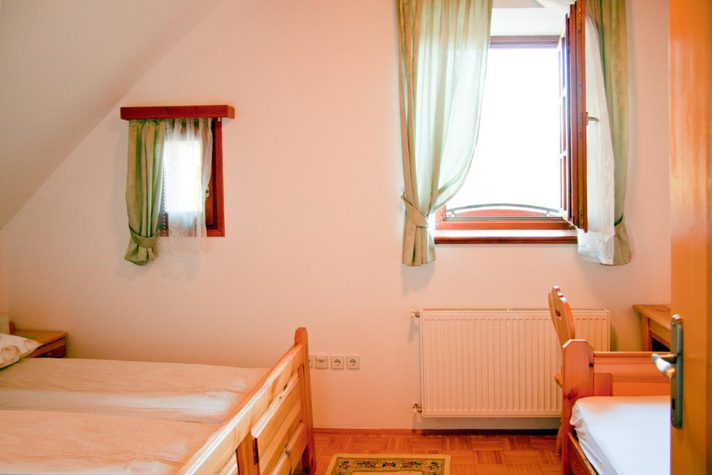 Farm Stay Bukovje Ljubno Eksteriør bilde